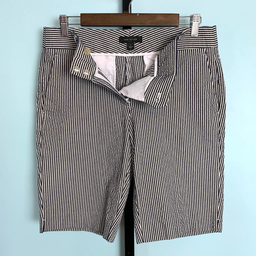 Ann Taylor Seersucker Bermuda Shorts Size 6 - Picture 3 of 5